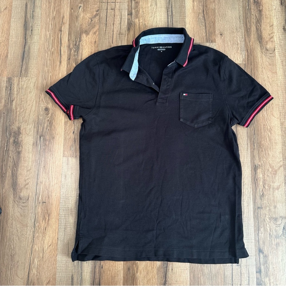 Tommy Hilfiger Men’s Black Polo with Red Trim Size Small